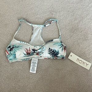 Roxy bikini top - NEW